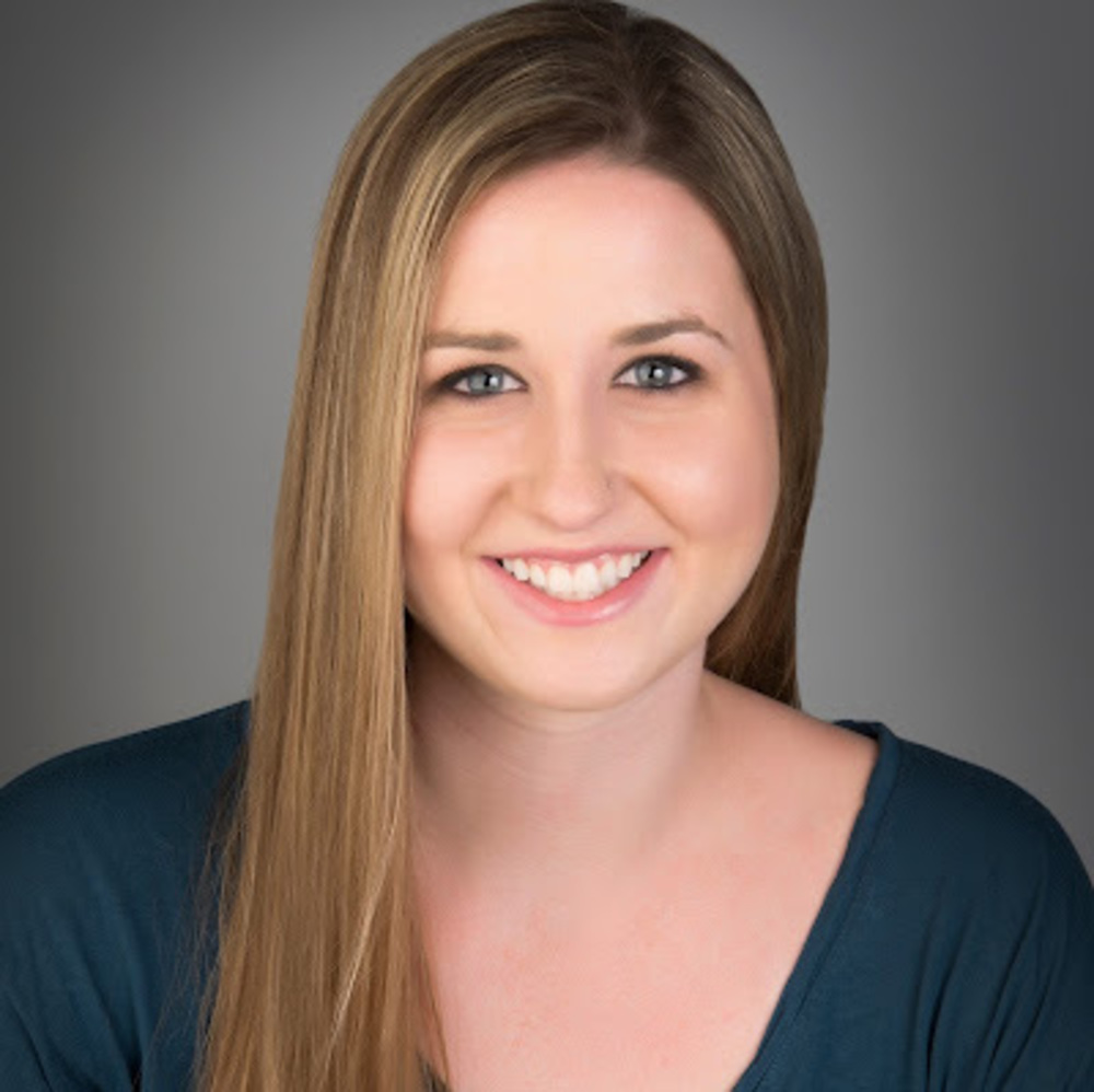 Meet your Posher, Christina